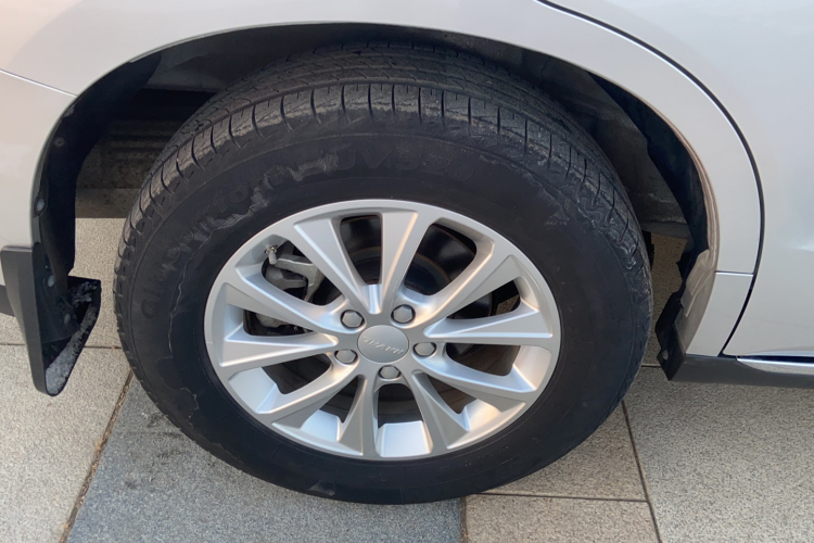 哈弗M6 2021款 PLUS 1.5T DCT尊贵智联型车身外观6009