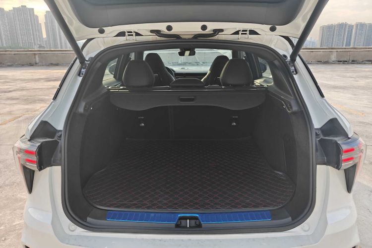 领克01 2023款 1.5TD EM-F PM车身外观6010