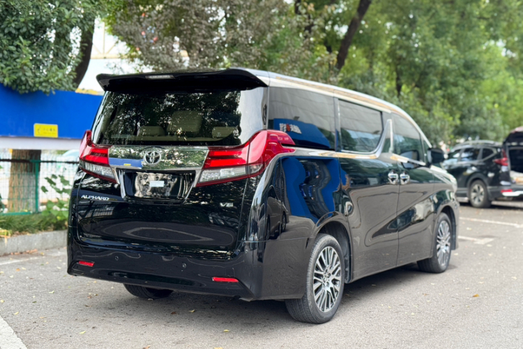 丰田 埃尔法 2015款 3.5L 豪华版车身外观6005