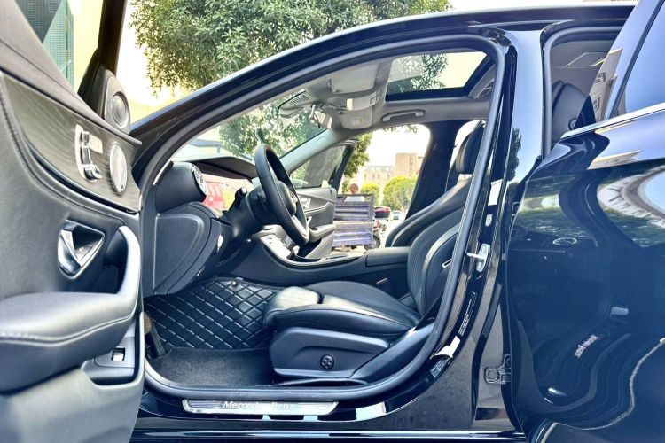 奔驰E级 2019款 E 200 L中控内饰7002