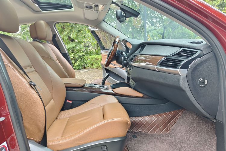 宝马X6 2013款 xDrive35i局部细节41