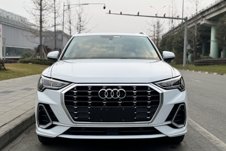 奥迪Q3 2021款 35 TFSI 时尚动感型车身外观6011