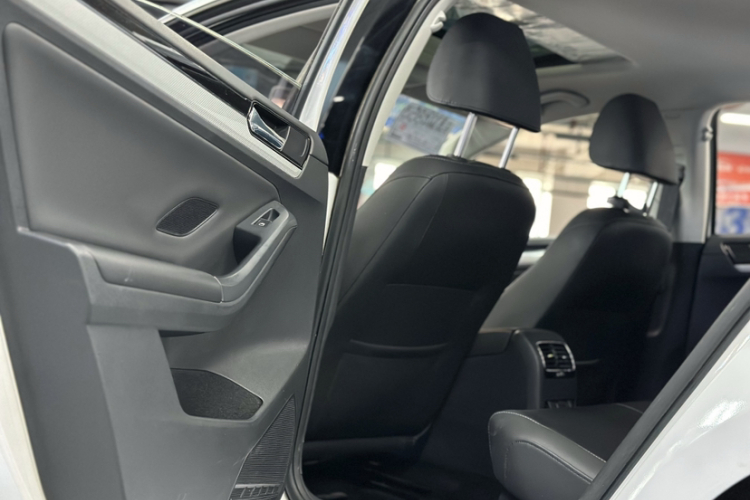 大众 速腾 2015款 1.6L 自动舒适型中控内饰7009