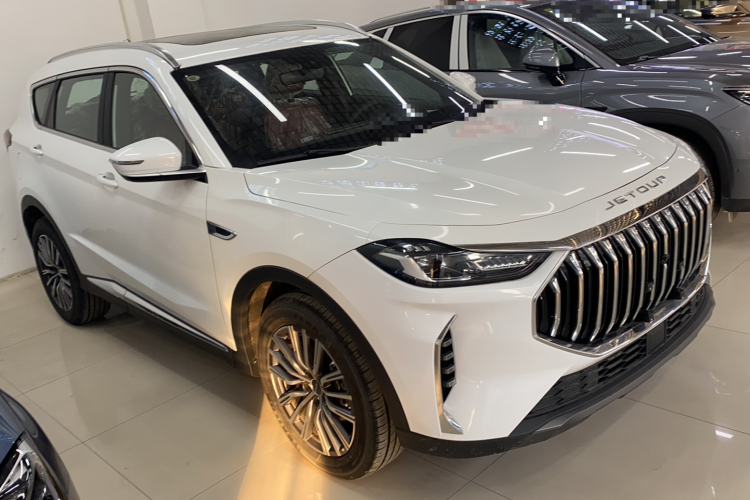 捷途X70 PLUS 2026款 1.5T DCT 舒适型 7座车身外观6002