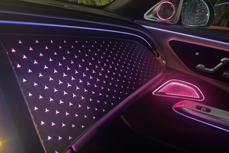 奔驰E级 2024款 改款 E 260 L车身外观6010