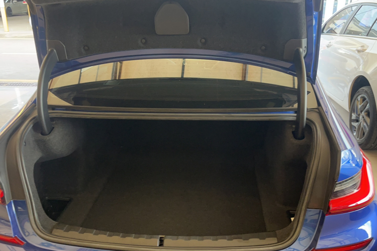 宝马3系 2020款 325Li M运动套装局部细节23