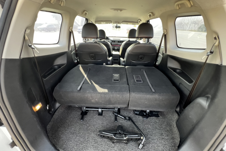 东风风行 风行SX6 2019款 1.6L 手动舒适型 国VI局部细节23