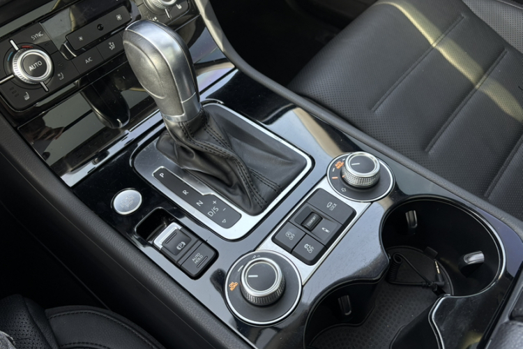 大众 途锐 2016款 3.0TSI 标配型局部细节18