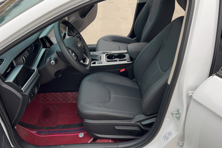 奇瑞 艾瑞泽5 2021款 PRO 1.5L CVT青春版局部细节19