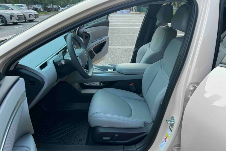 小鹏MONA M03 2024款 620 超长续航中控内饰7004