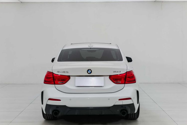 宝马1系 2021款 改款 125i M运动曜夜版车身外观6003