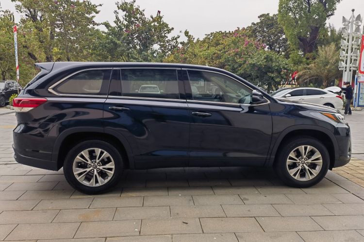 丰田 汉兰达 2021款 2.0T 四驱精英版 7座车身外观6003