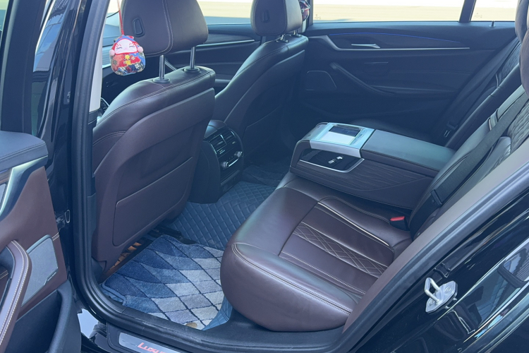 宝马5系 2018款 530Li 尊享型 豪华套装中控内饰7003