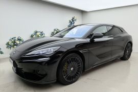 腾势Z9GT 2024款 1100四驱Ultra版