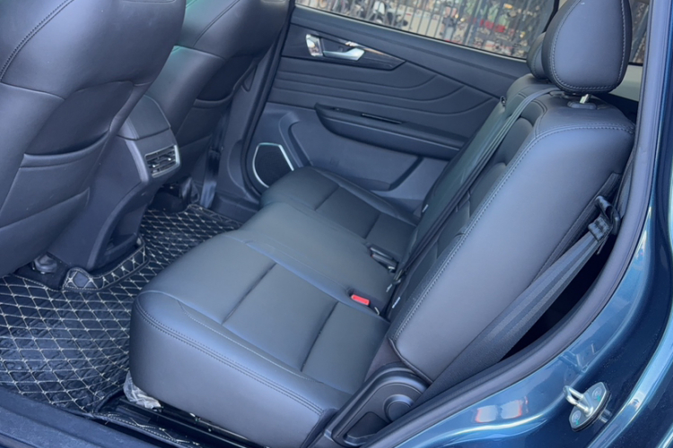 中国重汽VGV VGV U70 2020款 1.5T 自动智享精英版 7座中控内饰7002