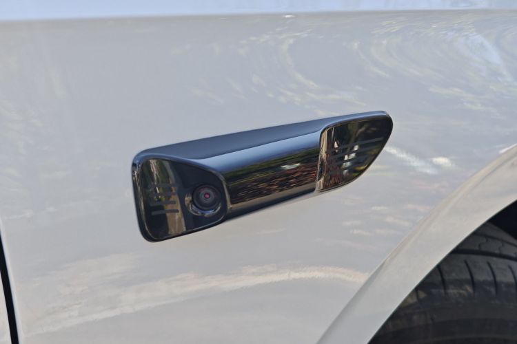 吉利银河 银河A7 2025款 EM-i 70km 启航版车身外观6009