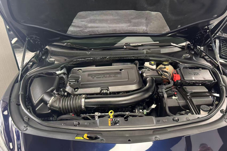 别克 君越 2021款 652T 豪华型中控内饰7010