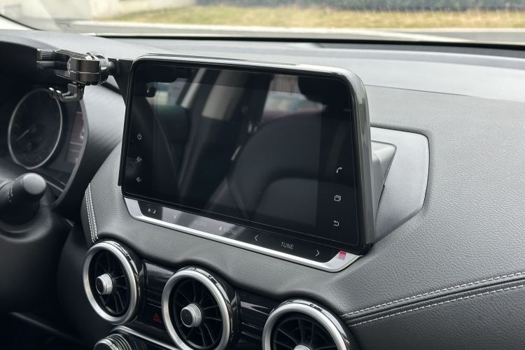 日产 轩逸 2021款 1.6L XL CVT悦享版中控内饰7010