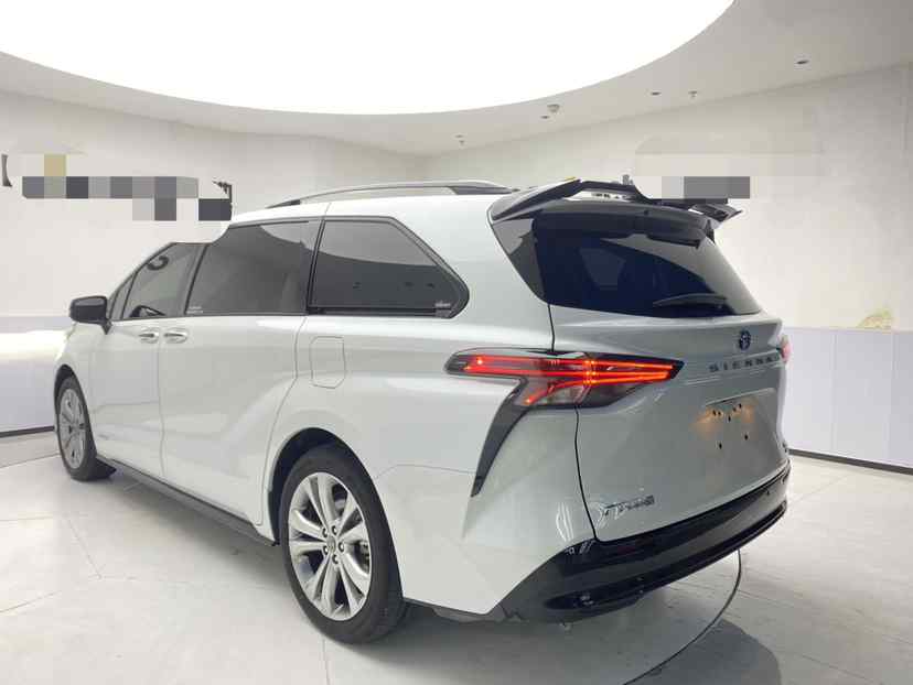 丰田 赛那SIENNA 2023款 2.5L混动 尊贵版(4)