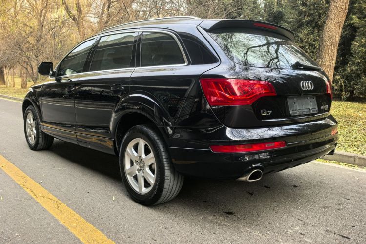 奥迪Q7 2015款 35 TFSI 进取型车身外观6004