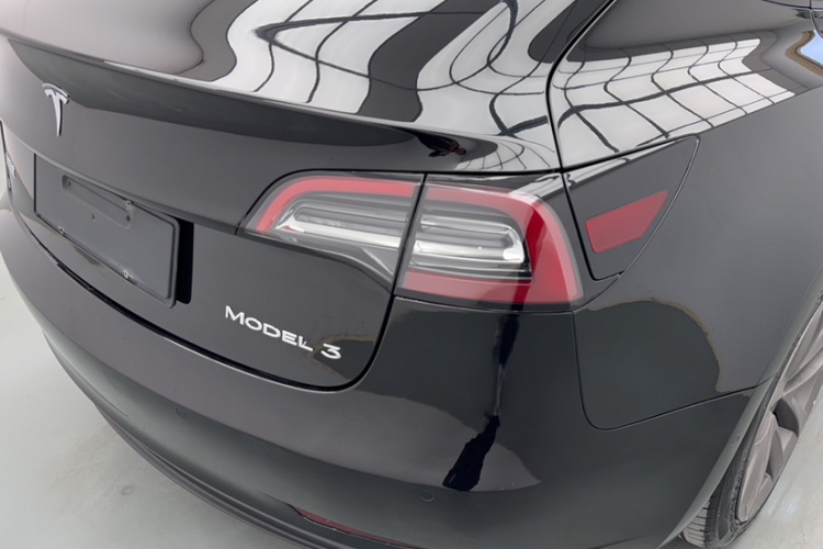 特斯拉 Model 3 2022款 后轮驱动版车身外观6001