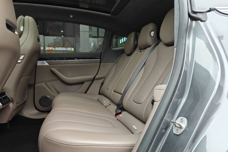 鸿蒙智行 智界R7 2025款 增程 251km Max中控内饰7003