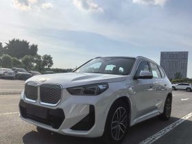 宝马iX1 2023款 eDrive25L M运动套装