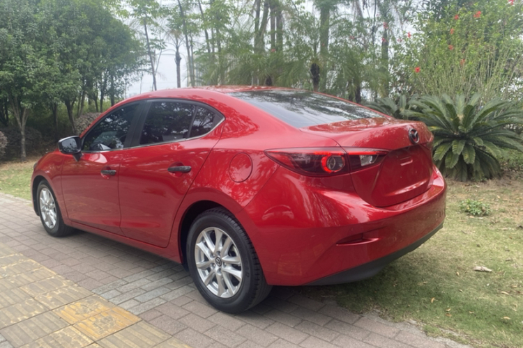 马自达3 昂克赛拉 2017款 三厢 1.5L 自动豪华型 国V车身外观6004