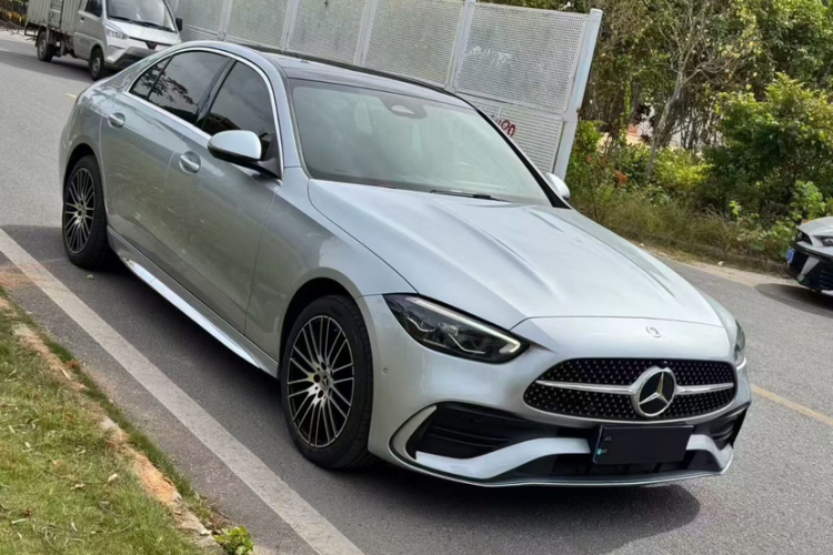 奔驰C级 2023款 C 260 L 运动版车身外观6005