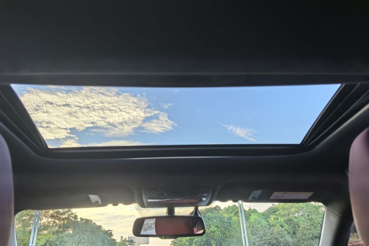 雷克萨斯IS 2015款 200t F SPORT中控内饰7005