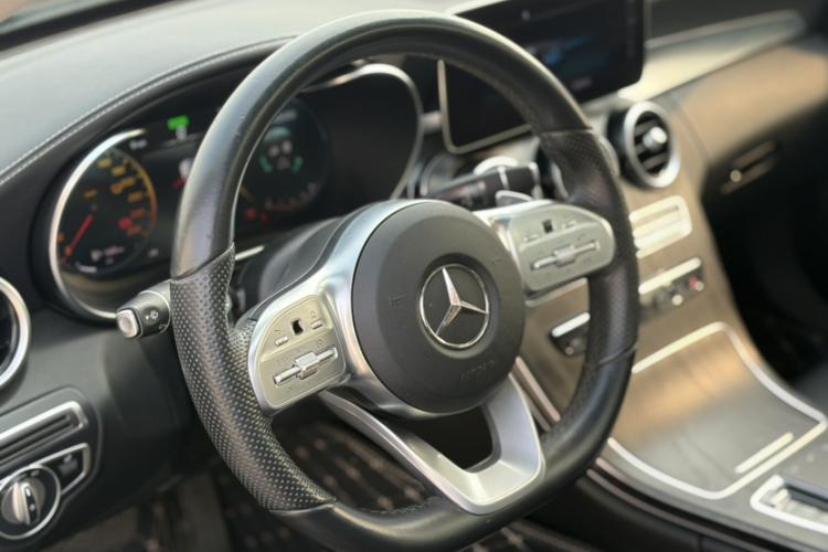 奔驰C级 2020款 C 260 L 运动版中控内饰7005