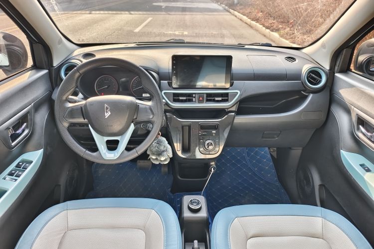 凌宝汽车 凌宝BOX 2022款 卓文君版中控内饰7005