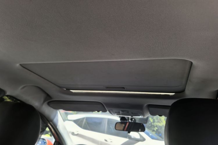 奇瑞 艾瑞泽5 2018款 1.5L 手动致敬青春版中控内饰7007