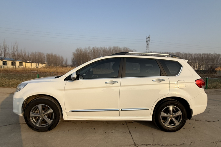 哈弗H6 2016款 升级版 1.5T 自动两驱精英型车身外观6004