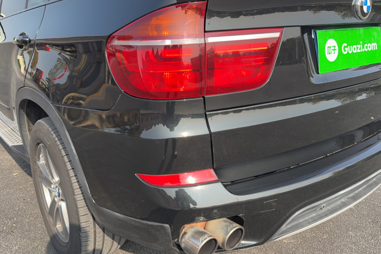 宝马X5(进口) 2011款 xDrive35i 领先型局部细节9004