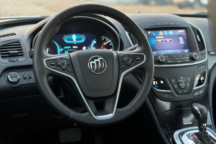 别克 君威 2015款 1.6T 精英技术型局部细节13