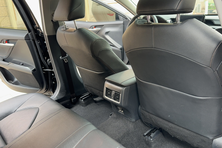 丰田 凯美瑞 2021款 2.0G 豪华版中控内饰7008