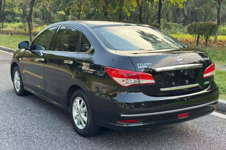 日产 轩逸 2018款 经典 1.6XE+ CVT领先版车身外观6009