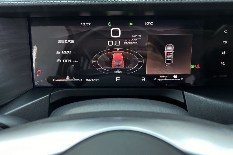 坦克300 2023款 越野版 2.0T 征服者中控内饰15