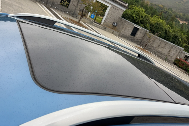 荣威RX5 2016款 20T 两驱自动互联网智享版局部细节57