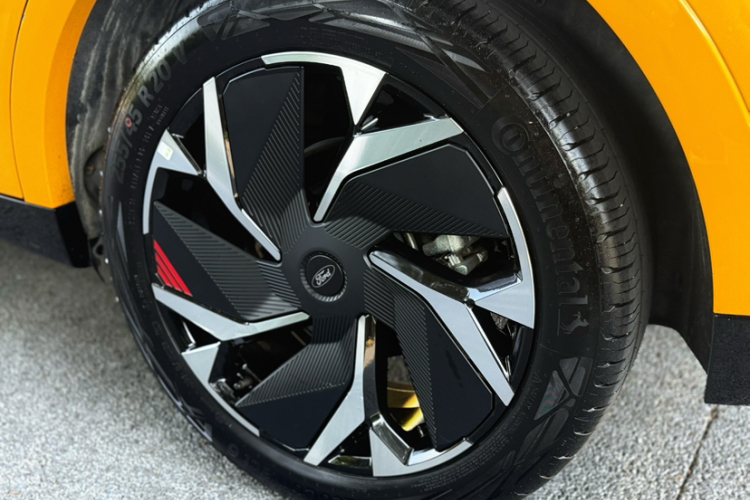 福特 蒙迪欧 2024款 2.0T E-混动运动版 ST-Line车身外观6002