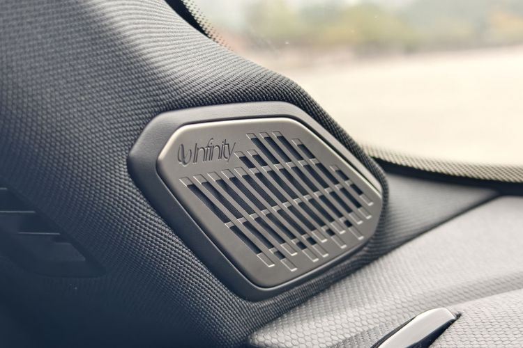 领克03 2023款 2.0TD DCT劲Pro局部细节9006