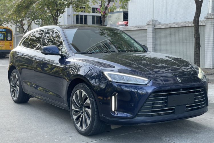 鸿蒙智行 问界M5 2022款 增程四驱旗舰版车身外观6006