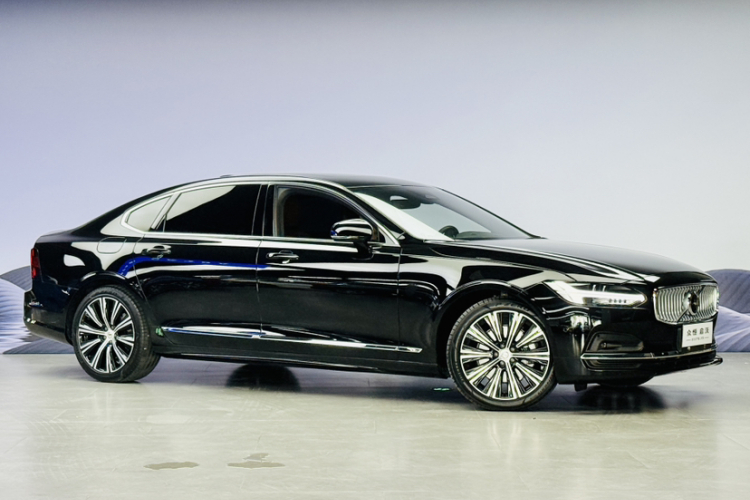 沃尔沃S90 2025款 B5 智雅豪华版车身外观6001