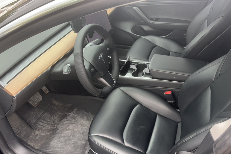 特斯拉 Model 3 2020款 改款 标准续航后驱升级版中控内饰7001