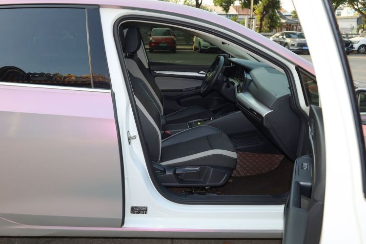 大众 高尔夫 2021款 200TSI DSG Pro中控内饰7007