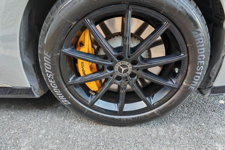 奔驰EQE 2022款 350 先锋版车身外观6008