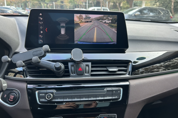 宝马X1 2020款 sDrive20Li 尊享型中控内饰7001