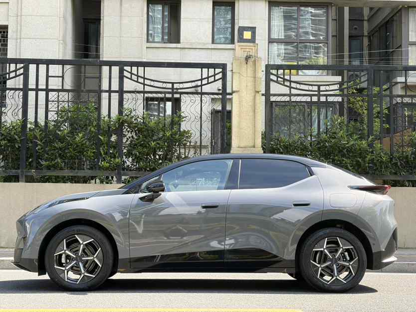 领克Z20 2025款 530km 后驱Max(5)