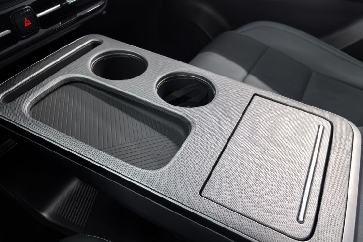 埃安 AION Y 2023款 Plus 510 智领版中控内饰7005